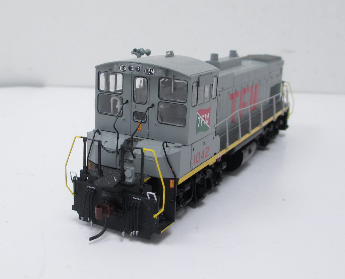 Athearn G66214 HO TFM MP15AC Diesel Locomotive w/DCC & Sound #1042
