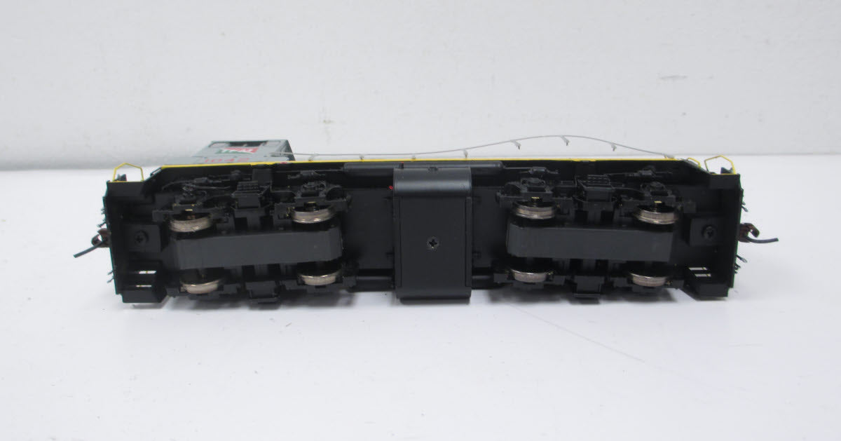 Athearn G66214 HO TFM MP15AC Diesel Locomotive w/DCC & Sound #1042