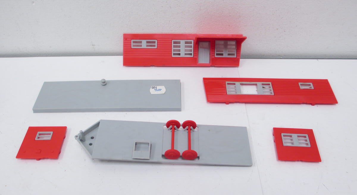 Plasticville 0400 O/S Scale Red and Gray Mobile Home Limited Edition Plastic Kit