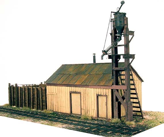 Raggs to Riches DST-O O Scale Durango Sand Tower Building Kit