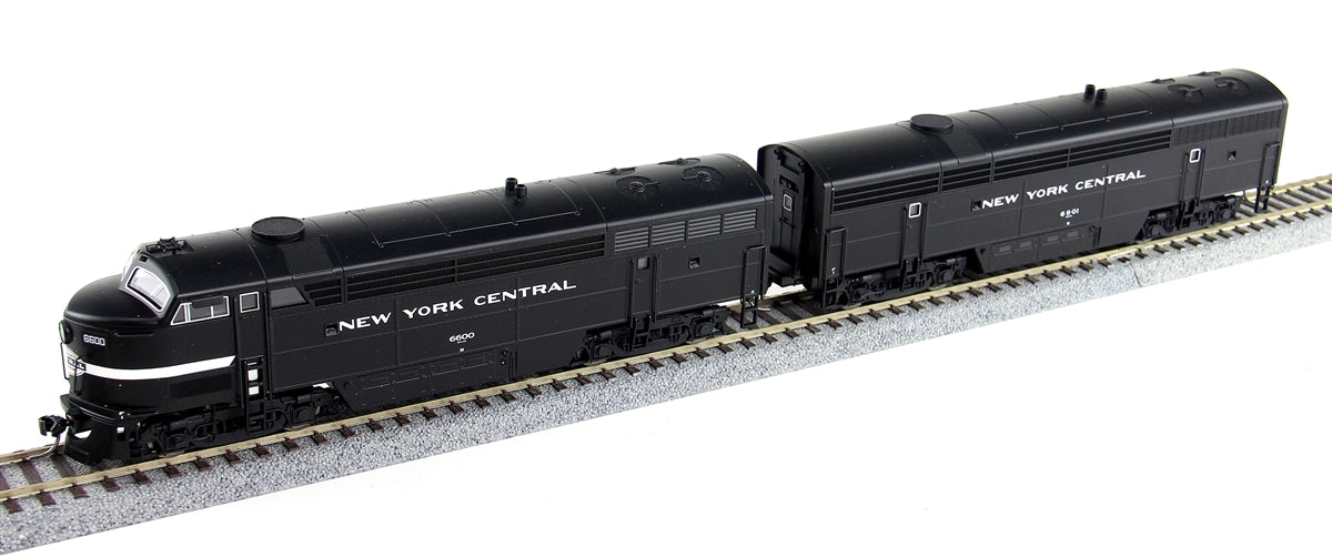 True Line Trains 500153S HO Scale NYC C-Liner Powered A/B Diesel Locomotive Set