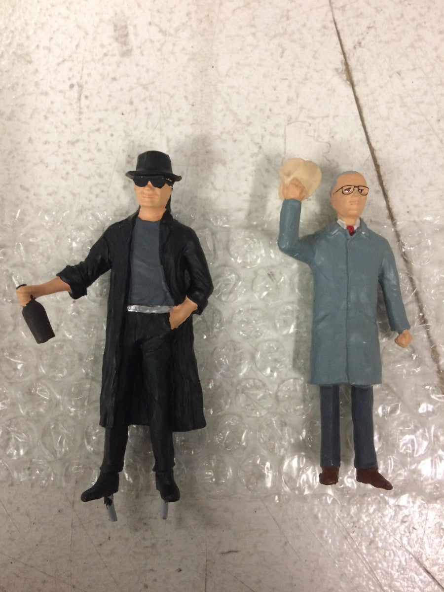 Taura Figures 12.01 White Metal Rocksinger And Statesman