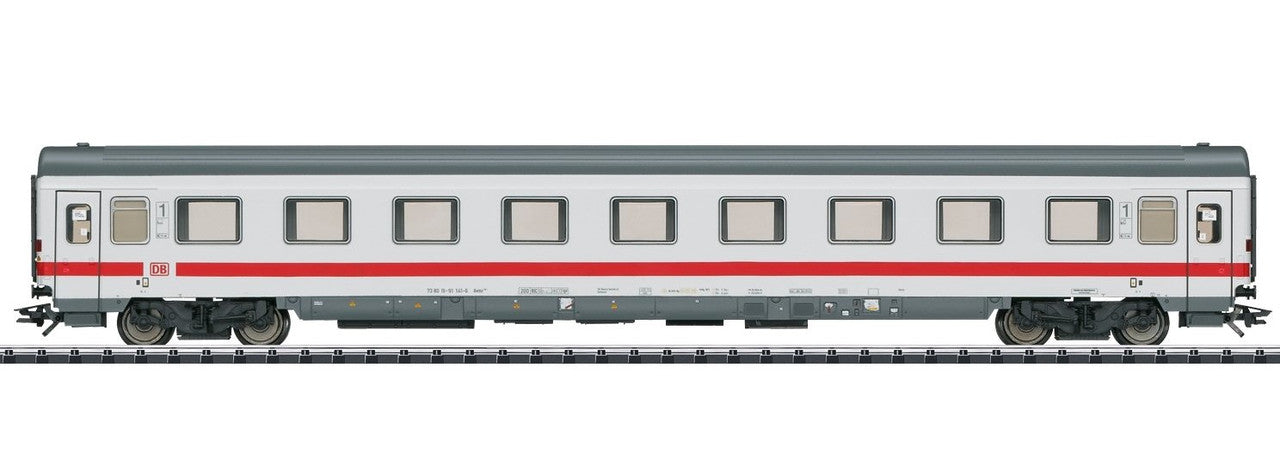 Trix 23070 HO German Railroad, Inc. DB AG Type Avmz 108.1 Compartment Car