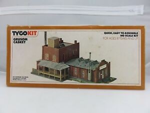 Tyco 7784 HO Grusom Casket Building Kit