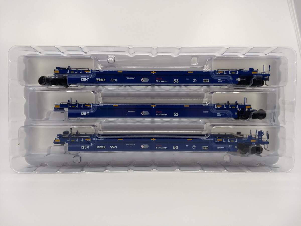 Atlas 20004610 HO Providence & Worcester (WRWK) 53' Articulated Well Cars #5571
