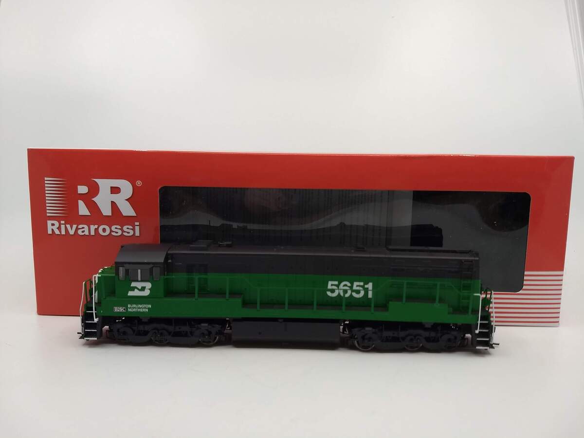 Rivarossi HR2623 HO Scale Burlington Northern GE U28C Diesel