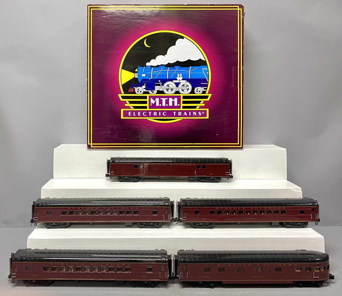 MTH 20-65265 O Norfolk Southern 70' ABS Smooth Passenger Car Set (Set of 5)