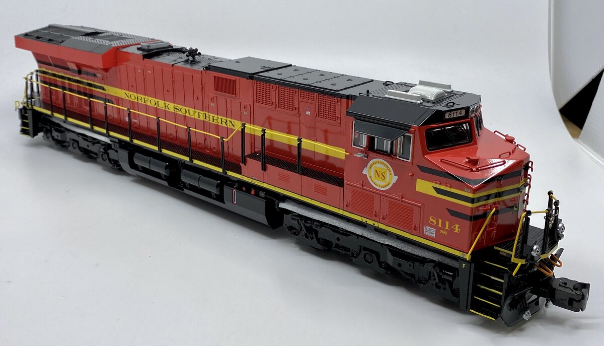 Lionel 6-38966 O Norfolk Southern Heritage Legacy ES44AC Diesel Locomotive #8114