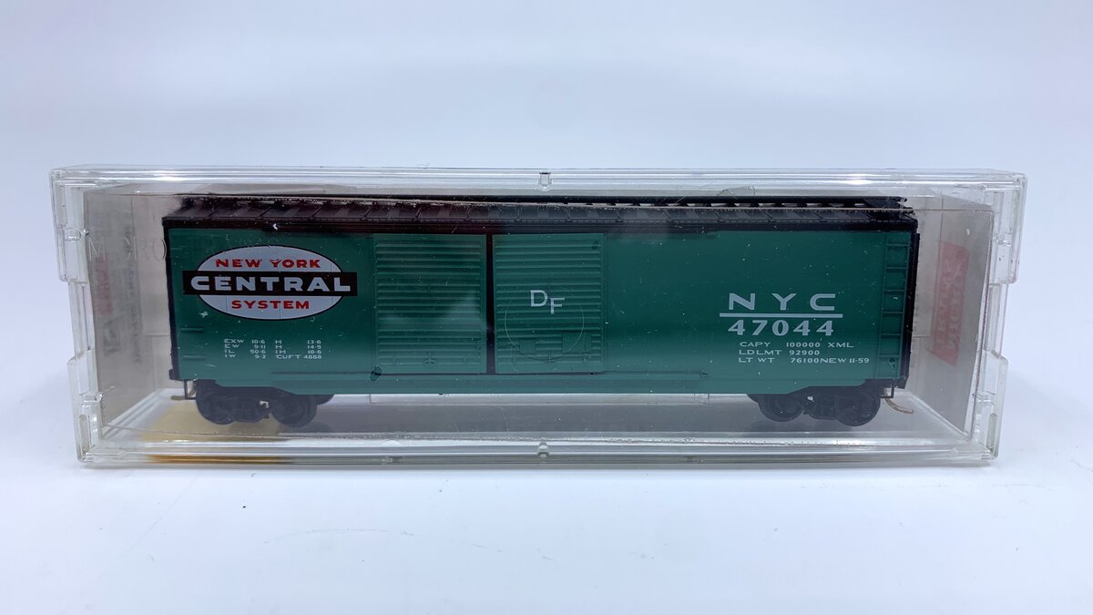 Micro-Trains 03400200 N Scale NYC 50' Standard Double Door Boxcar #47044