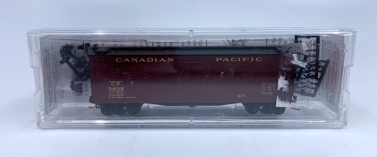 Micro-Trains 04900530 N Canadian Pacific 40' Double Sheathed Wood Reefer #5609