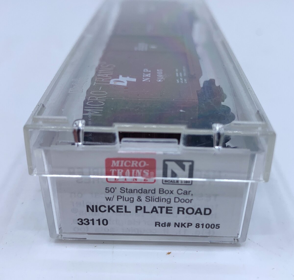 Micro-Trains 03300110 N Nickel Plate Road 50' Plug & Sliding Door Boxcar #81005