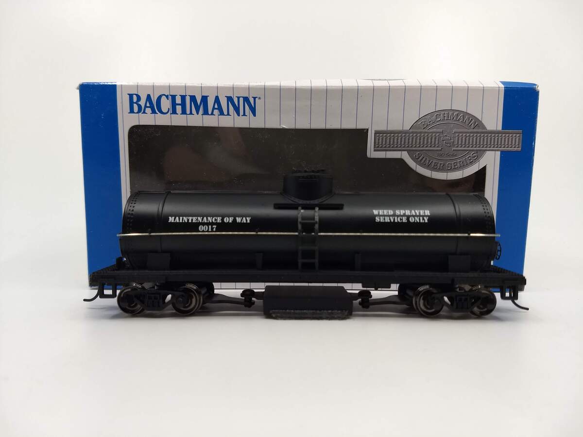 Bachmann 16301 HO Scale Maintenance of Way Track-Cleaning Single-Dome Tank Car