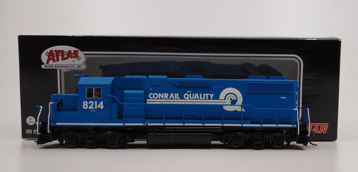 Atlas 10001211 HO Conrail Quality GP38-2 Diesel Locomotive #8214