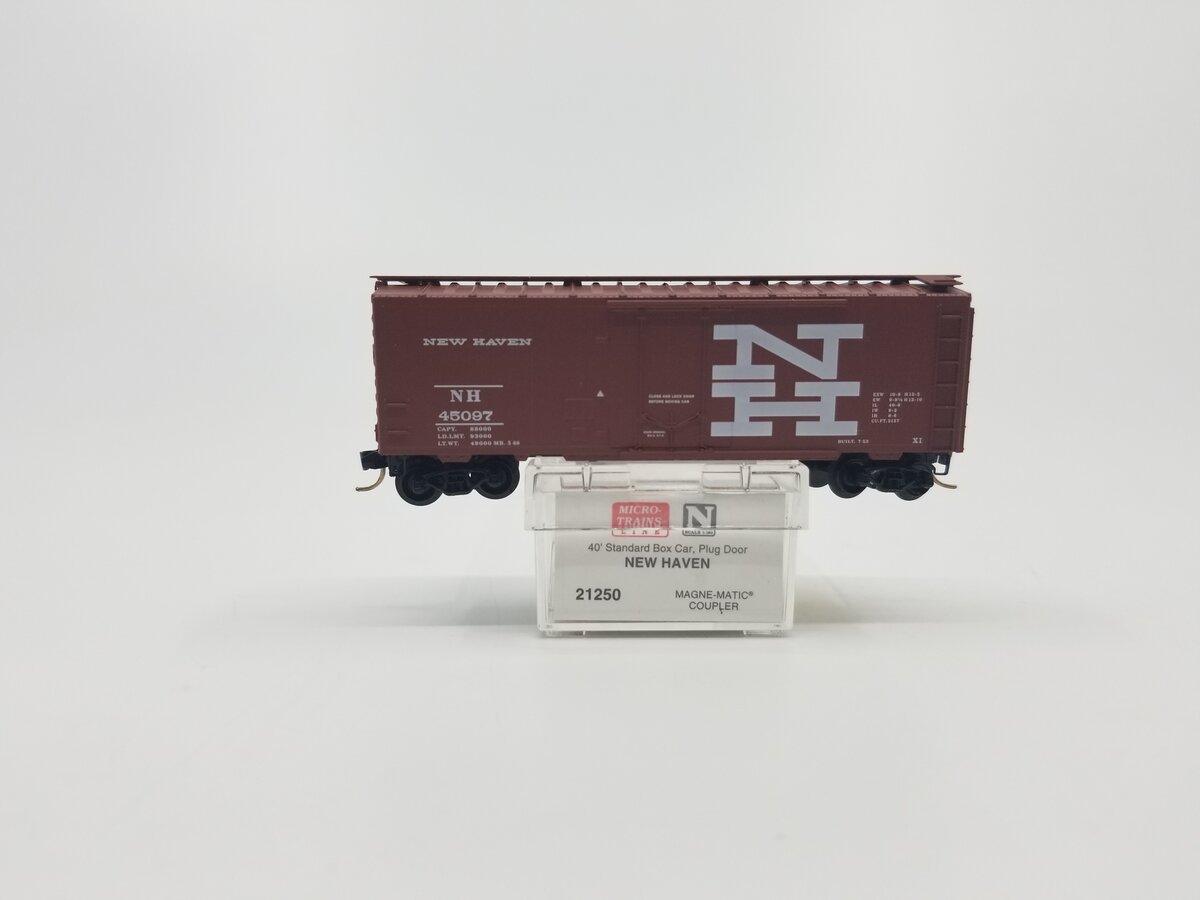 Micro-Trains 02100250 N New Haven 40' Standard Steel Plug Door Boxcar #45097