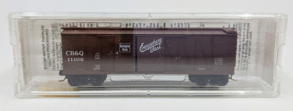 Micro-Trains 02900060 N CB&Q 40' 1&1/2 Door Outside Braced Boxcar #11106