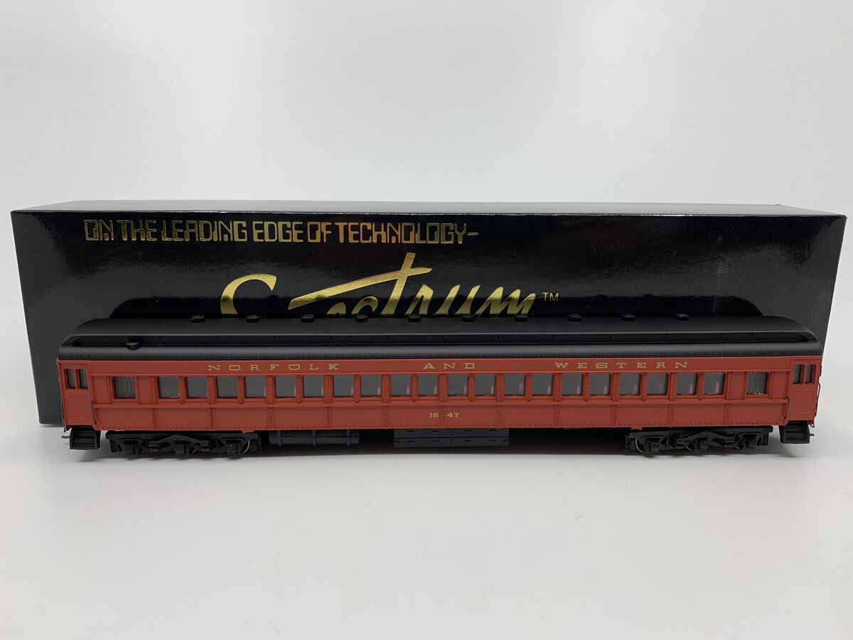 Bachmann 89415 HO Scale Norfolk & Western Heavyweight Coach #1647