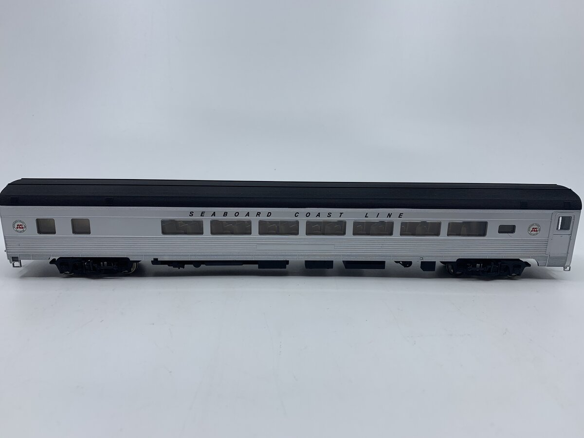 Walthers 932-16422 HO Scale Seaboard Coast Line 85' Budd Lounge Car