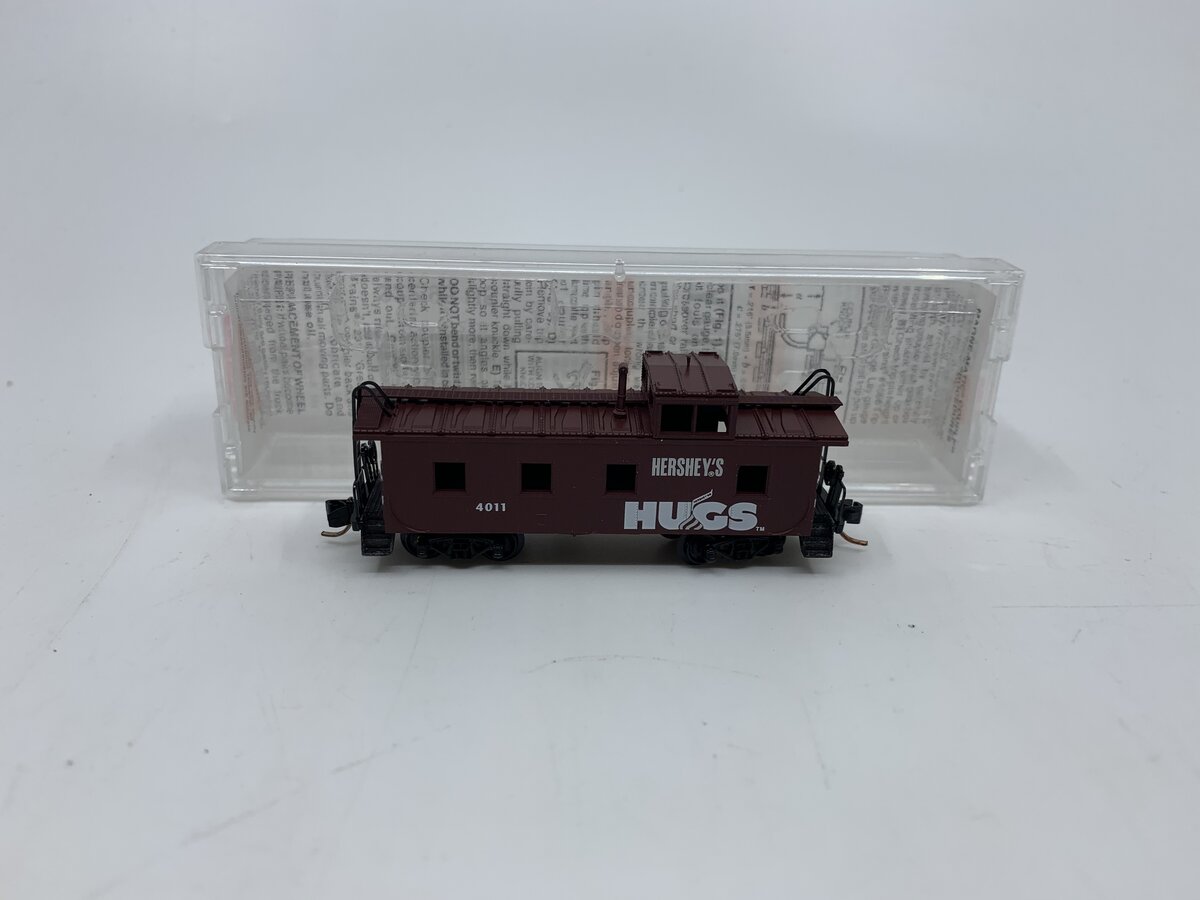 Micro-Trains 10000120 N Hershey's Hugs 36' Riveted Steel Side Caboose #4011