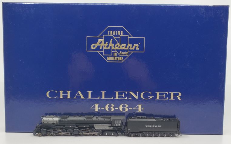 Athearn 22993 N UP 4-6-6-4 Challenger Steam Locomotive Oil Tender #3985