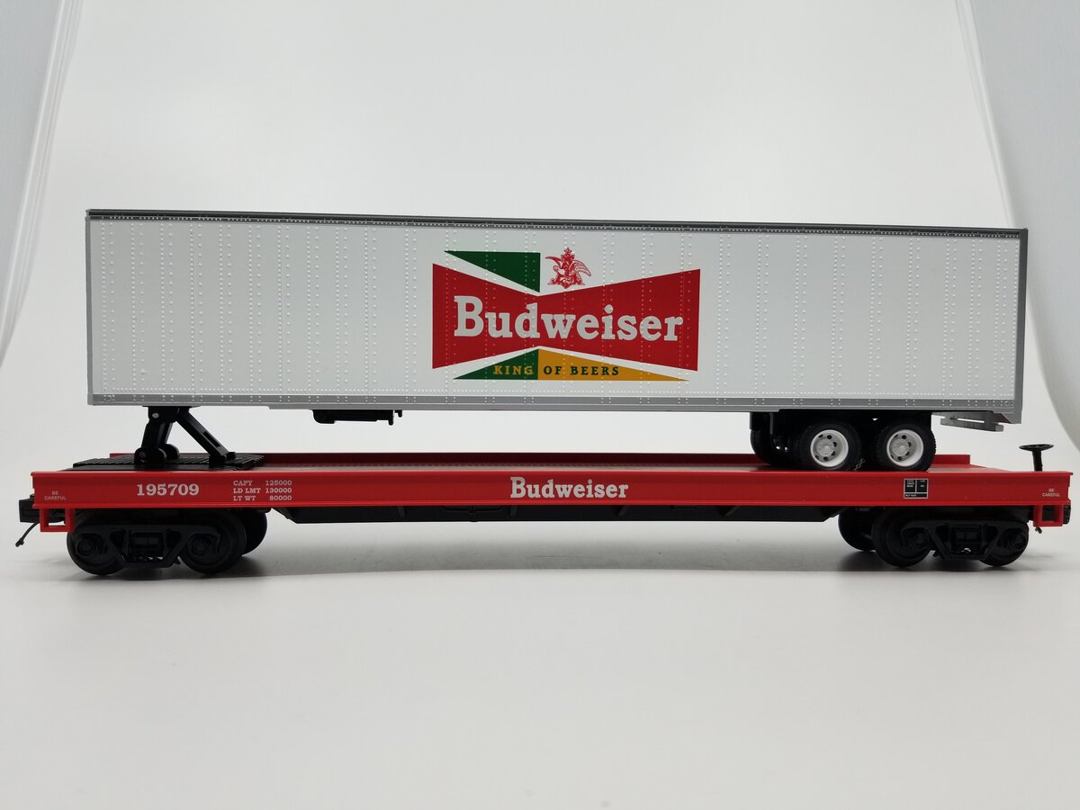 MTH 20-98678 Budweiser Flat Car w/ 48' Trailer