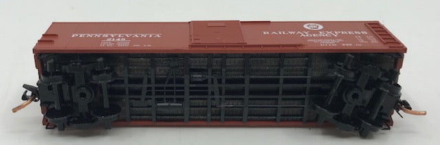 Micro-Trains 12000262 N PRR 40' Flat Panel Roof Single Door Boxcar #2148