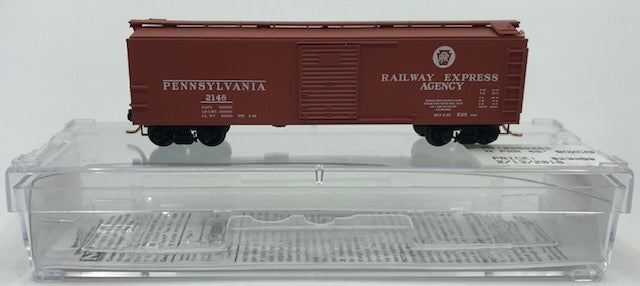 Micro-Trains 12000262 N PRR 40' Flat Panel Roof Single Door Boxcar #2148