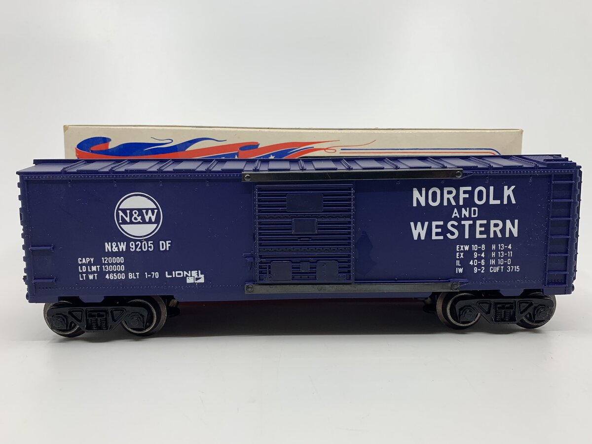 Lionel 6-9205 O Gauge Norfolk & Western Boxcar