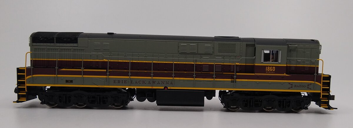 Atlas 7778 HO Erie Lackawanna Ph 2 Diesel Locomotive #1860