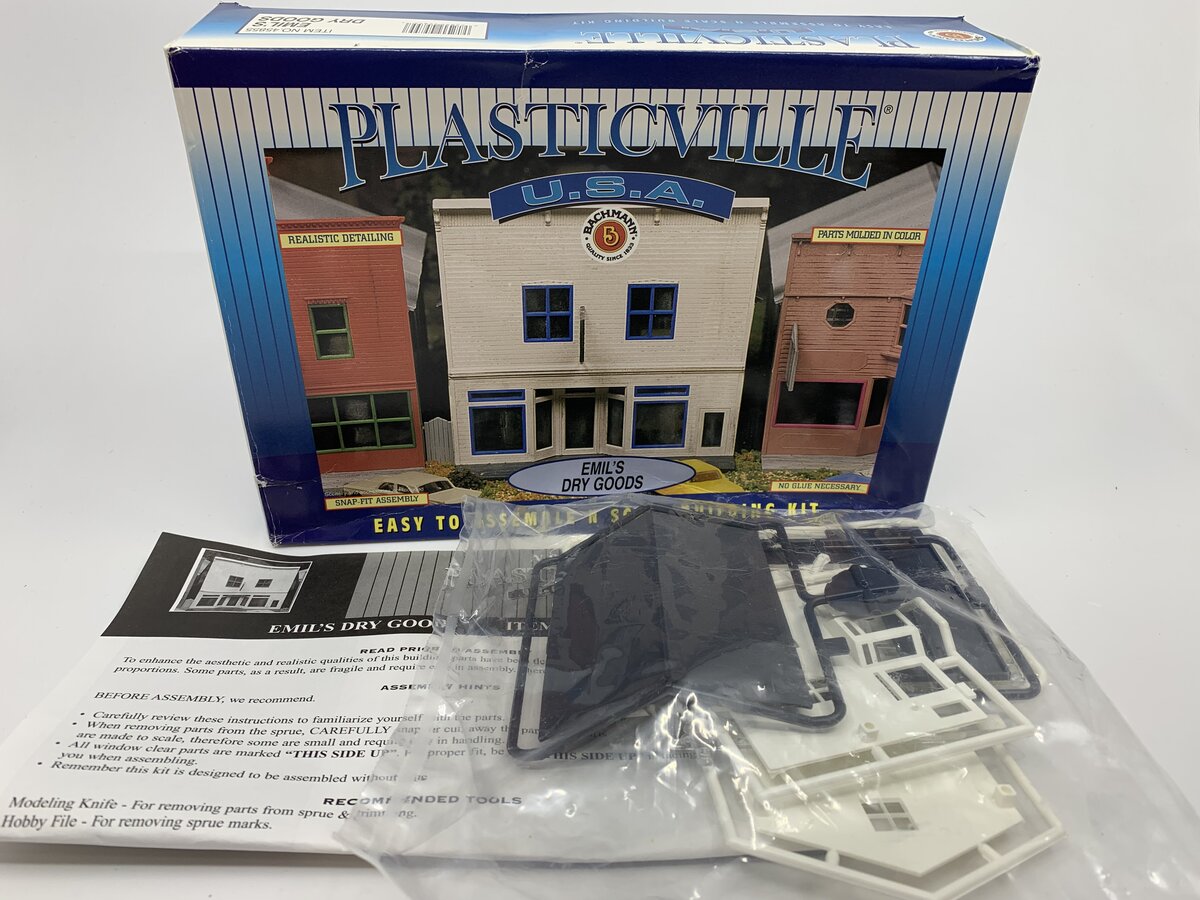 Bachmann 45855 N Scale Emil's Dry Goods Building Kit