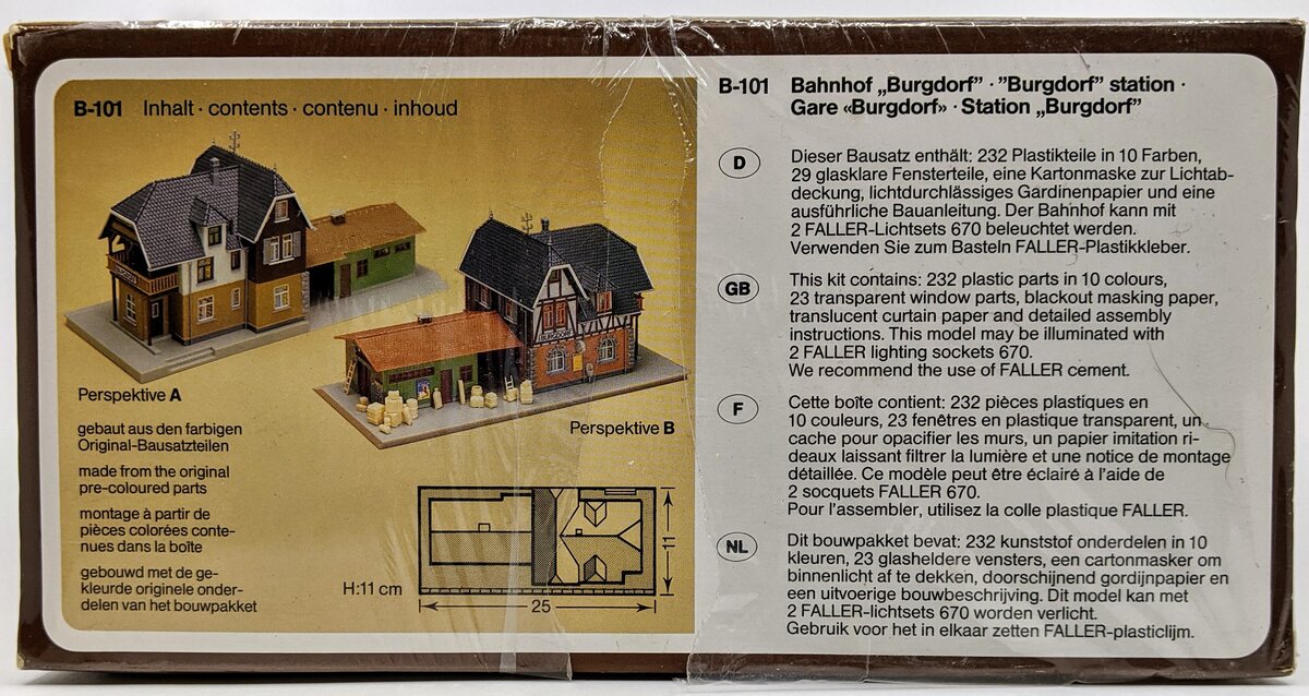 Faller - F130205 - Modélisme - Maison Familiale Faller - F130205 - Modélisme - Maison Familiale