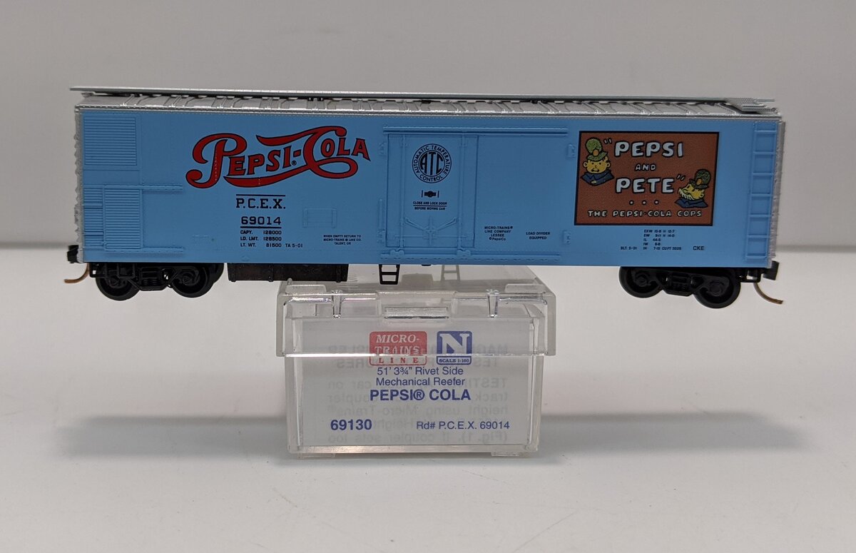 Micro-Trains 06900130 N Pepsi Cola 51' 3 3/4" Rivet Side Mechanical Reefer#69014