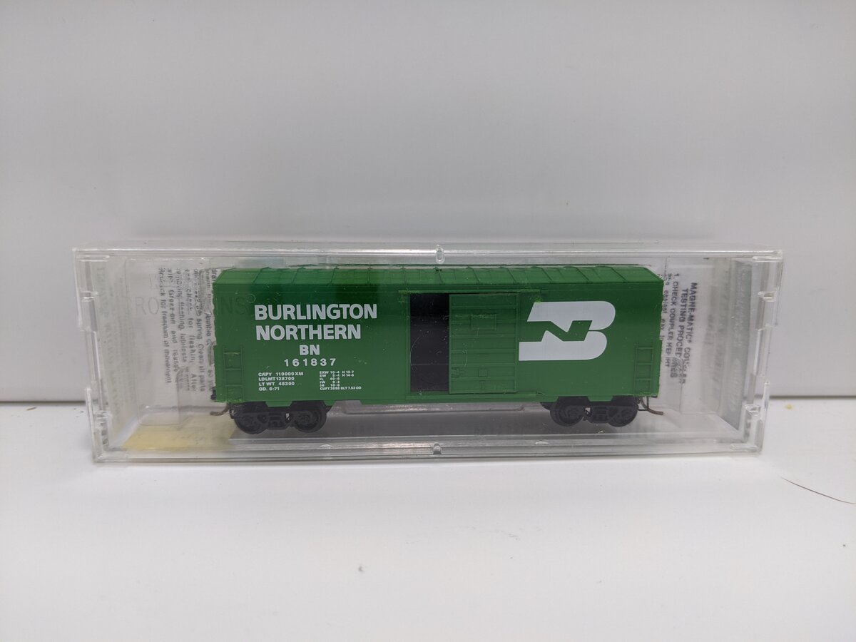 Micro-Trains 02400040 N BN 40' Standard Single Door Boxcar #161837