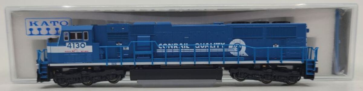 Kato 176-6305 Conrail SD70MAC Diesel Locomotive #4130