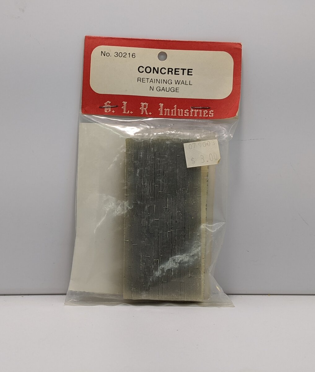 G.L.R. Industries 30216 N Scale Concrete Retaining Wall