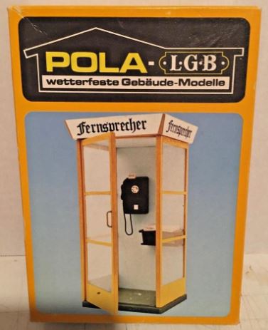 Pola 952 G Scale Telephone Call Box Plastic Kit