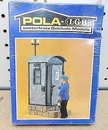 Pola 916 G Telephone Booth Plastic Kit