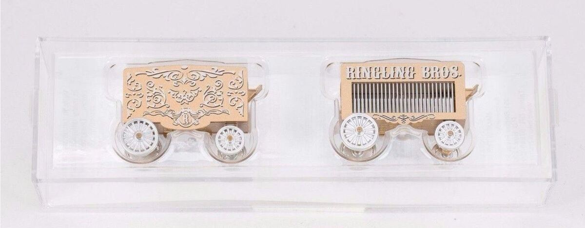 Micro-Trains 47000059 N Ringling Bros & Barnum & Bailey Vintage Circus Wagons