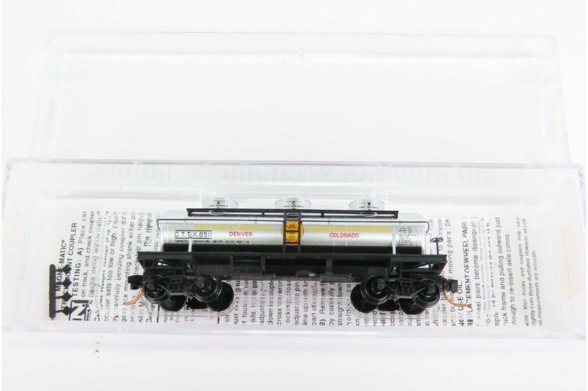 Micro-Trains 06600080 N Navy Gas & Supply 40' Triple Dome Tank Car #8511