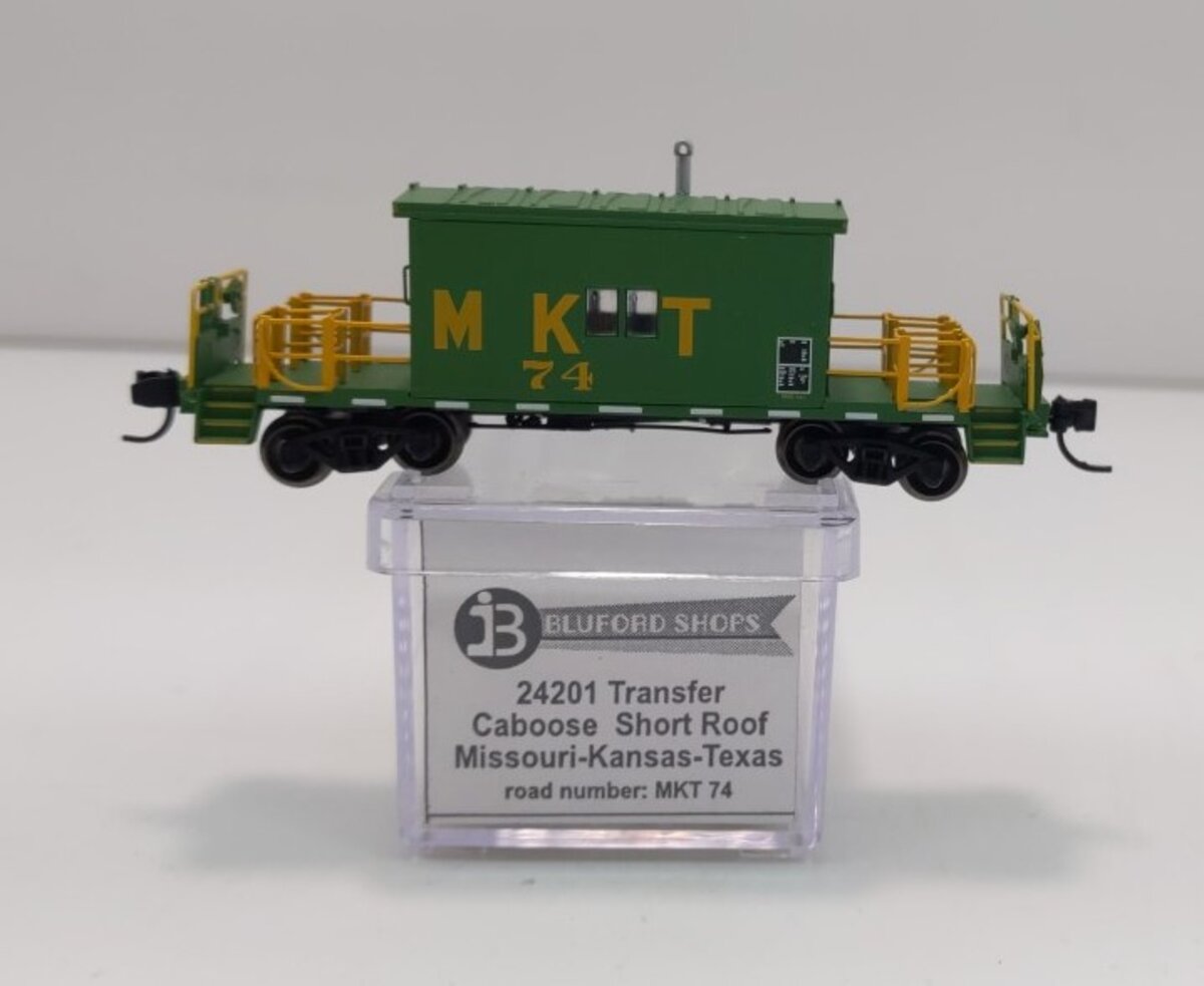 Bluford Shops 24201 N MKT Transfer Short Roof Caboose #74