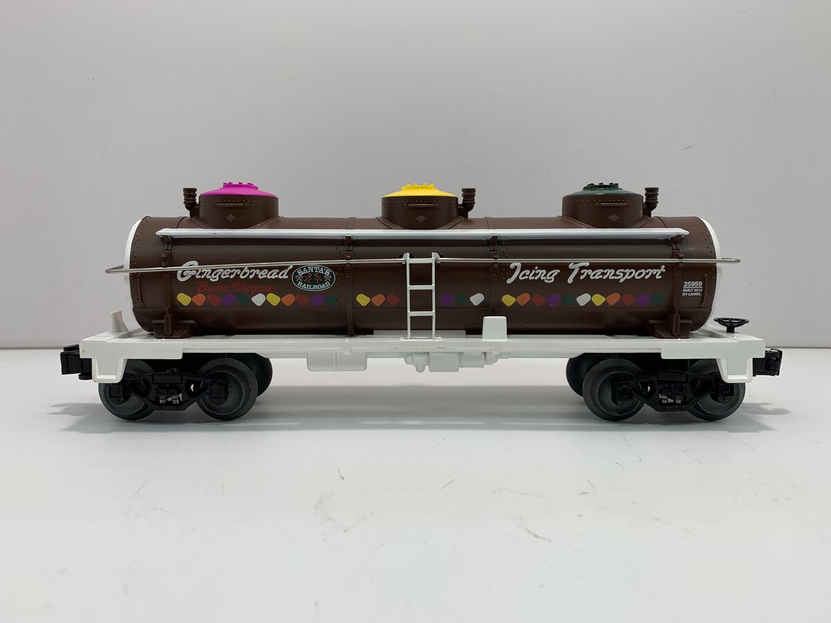 Lionel 6-25959 O Gauge Gingerbread 3-Dome Tank Car