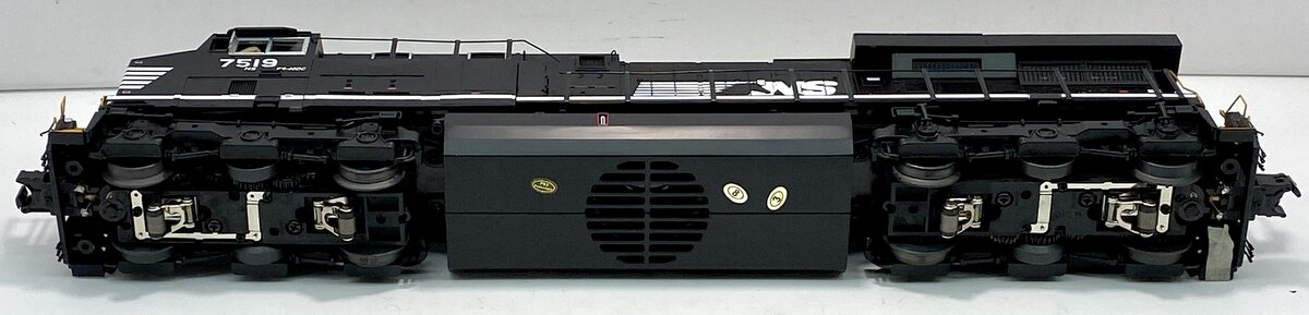 MTH 20-20918-1 Norfolk Southern ES44DC Diesel Engine w/PS3 #7519