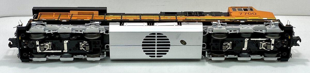 MTH 20-20511-1 Burlington Northern Santa Fe GE ES44DC w/ PS 3.0 #7700 (Hi-Rail)