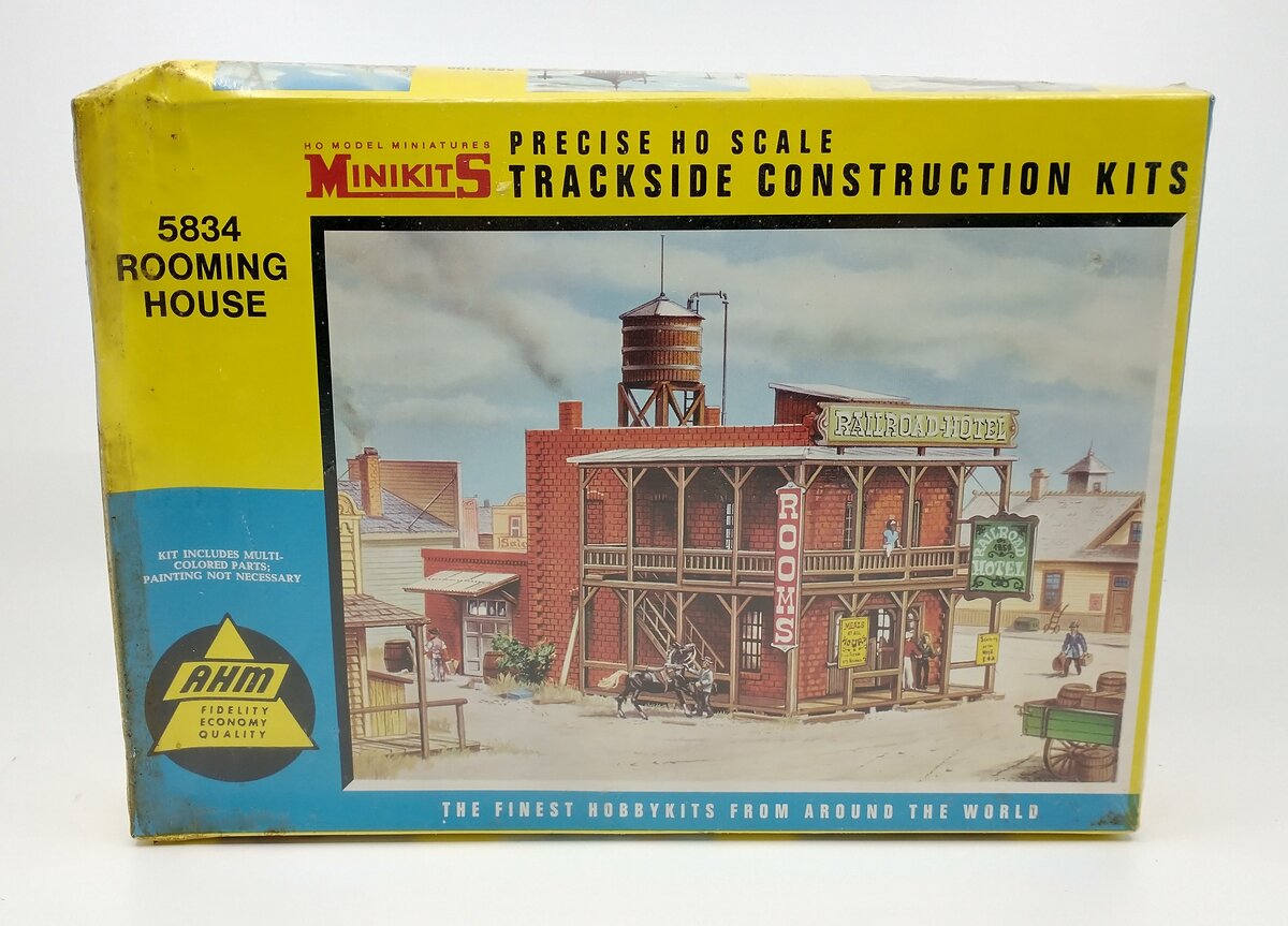 AHM 5834 HO Scale Rooming House Kit