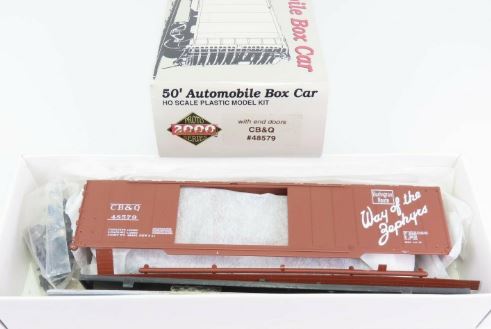 Proto 2000 48579 HO Scale CB&Q 50' Automobile Box Car With End Doors Kit
