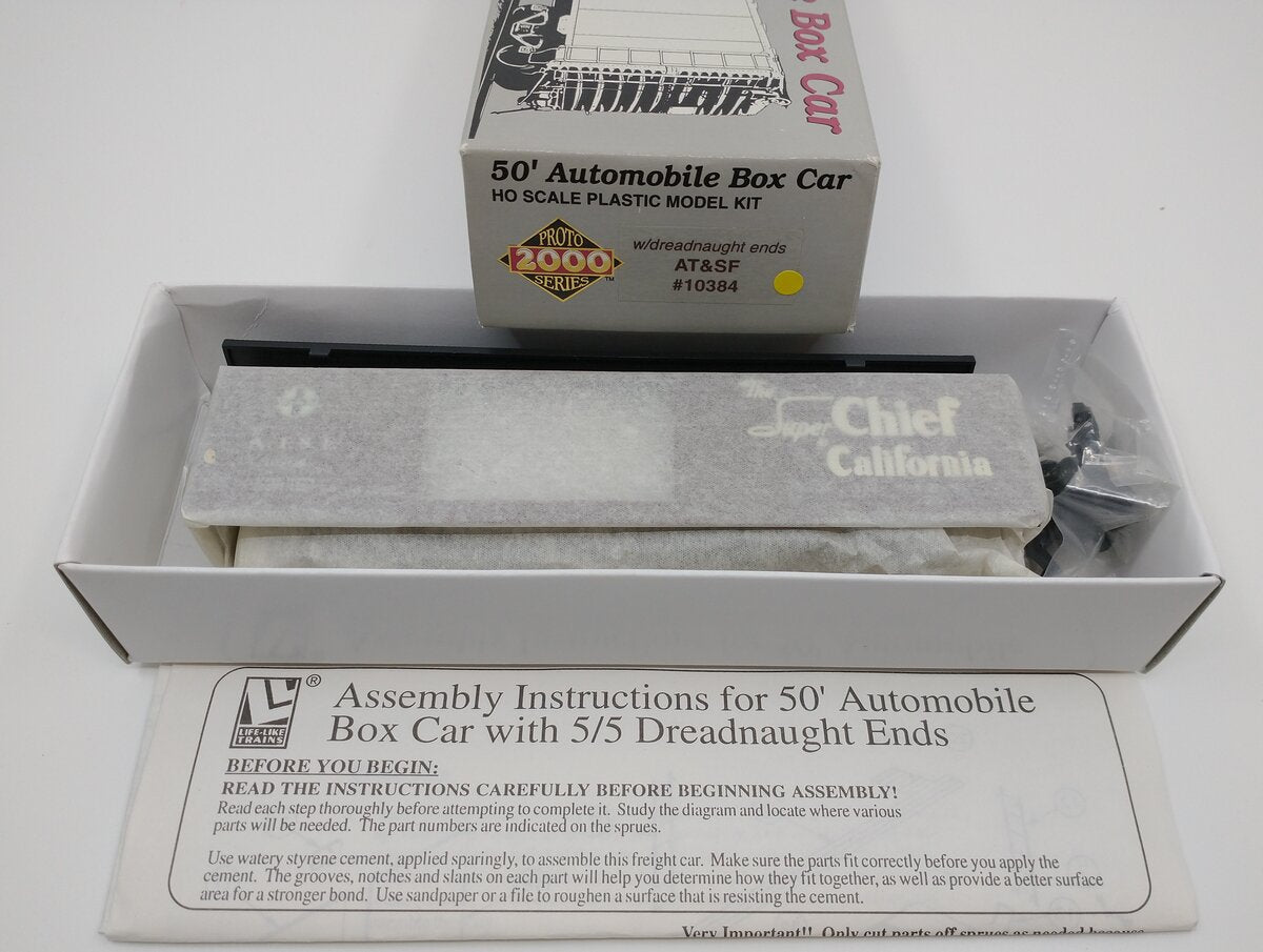 Proto 2000 10384 HO AT&SF 50' Automobile Boxcar W/Dreadnaught Ends Kit