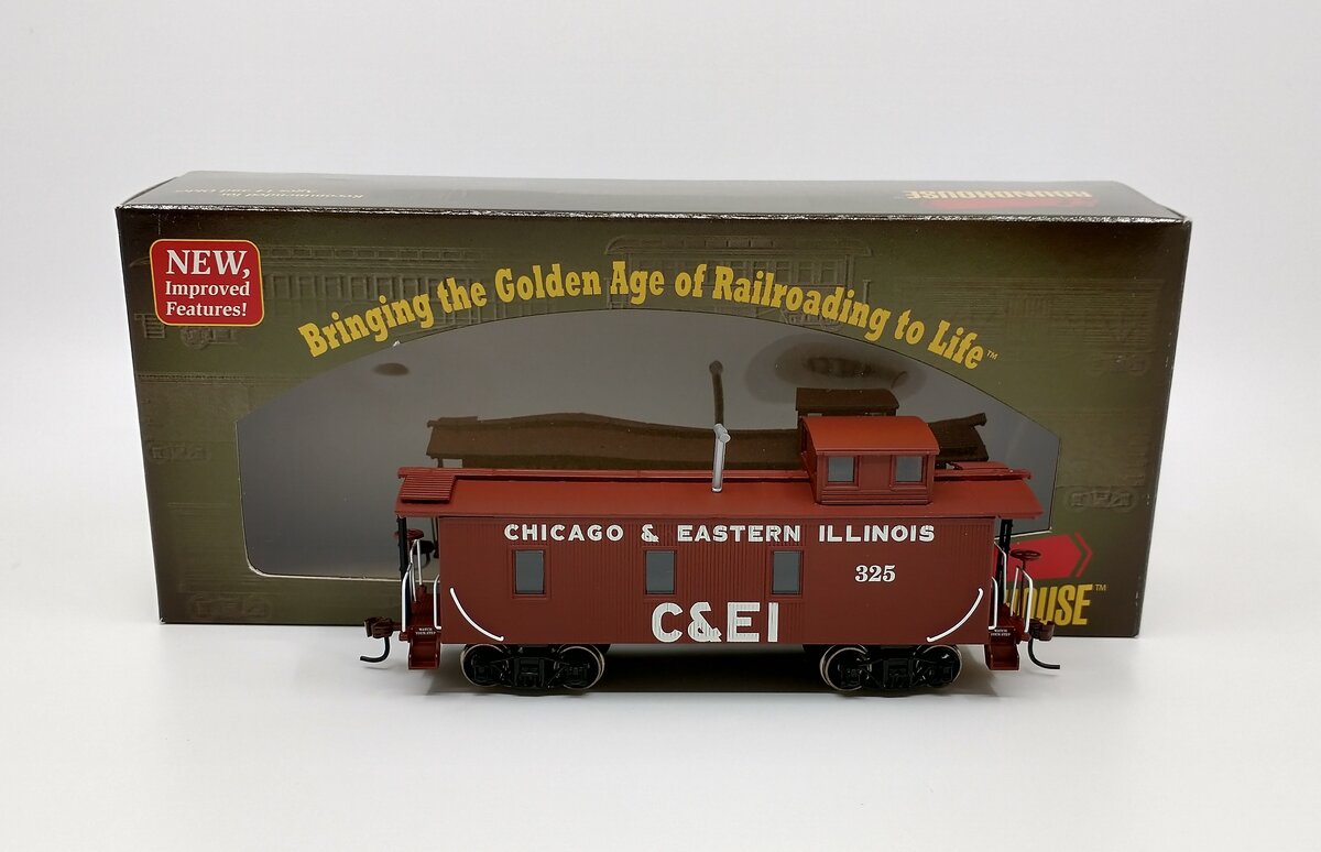Roundhouse 84274 HO C&EI 30' 3-Window Caboose #325
