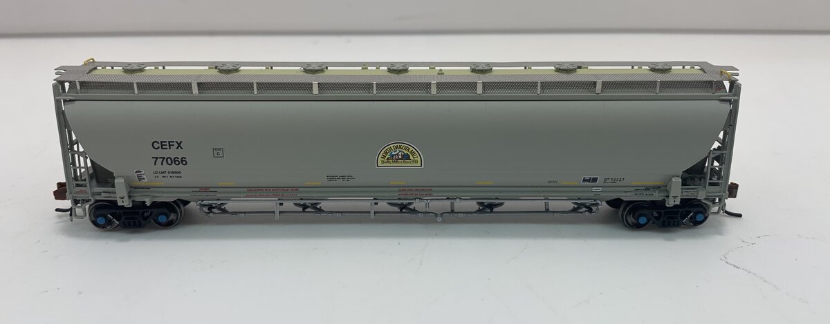 BLMA Models 19013 N CEFX 5660 Covered Hopper #77066