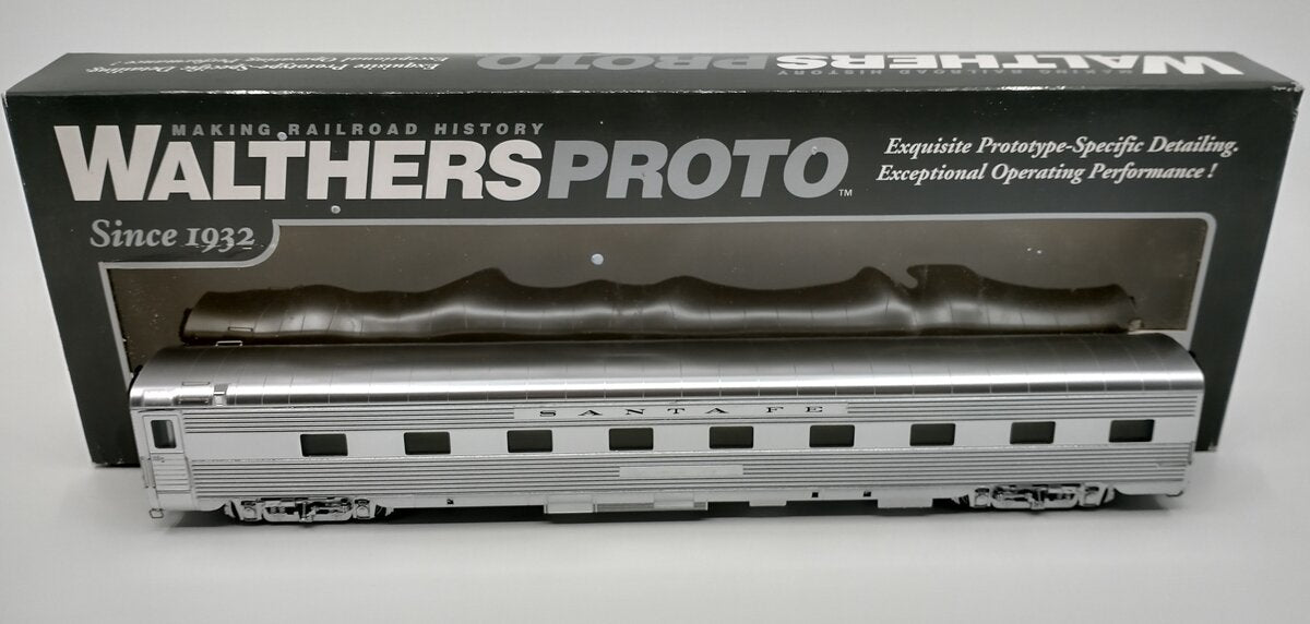 Walthers 920-9015 HO 85' Santa Fe P-S Regal Series 4-4-2 Lighted Sleeper - RTR