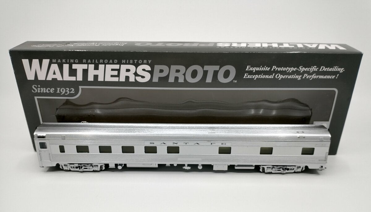 Walthers 920-9012 Santa Fe 85' Budd Pine Series 10-6 Lighted Sleeper - RTR