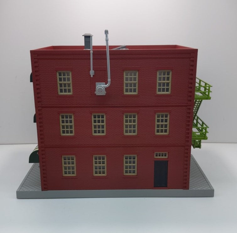 MTH 30-90272 Solid State Televisions 3-Story City Building w/Blinking Sign